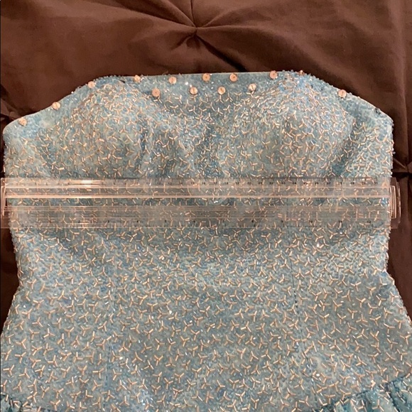 Prom/Formal Dress - Picture 5 of 5